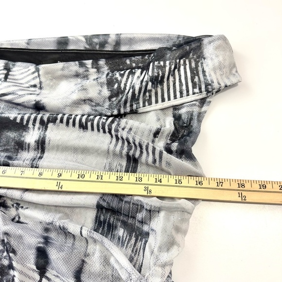 Silence + Noise Arianna Black & White Shimmer Asymmetrical Mini-Midi Dress Sz XL - Picture 13 of 16